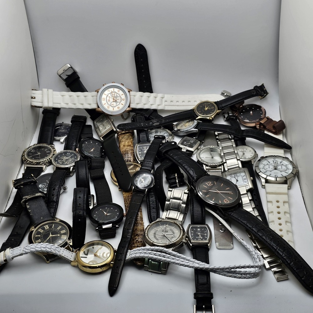 Great Bulk Watch Lot Timex, Armitron, Designer, Bill Blass, Structure, More